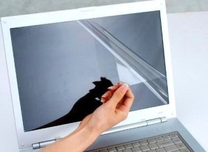 PROTECTOR DE PANTALLA PARA LAPTOP 14"  SCREEM GUARD - BLANCO